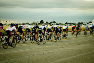 星空体育入口官网-世界田径：肯尼亚跑者在马拉松中连创佳绩！，肯尼亚马拉松冠军个人资料